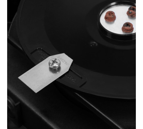 Робот-газонокосилка Grass Master 1000  1000м², 3Ач, 28V, LCD дисплей, Wi-Fi Denzel