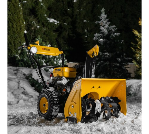 Бензиновая снегоуборочная машина SB 560 LP, 212 cc, электростартер, фара Denzel