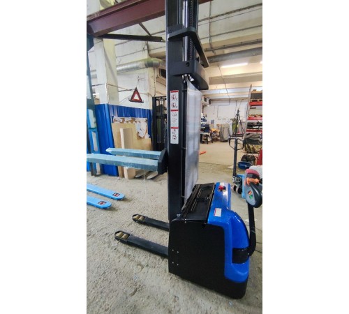 Штабелер самоходный 2,0 т 3,5 м TOR CDD2035-WS (сопровождаемый) (к/у II) (з/н 000024254) (арт. 1022054)