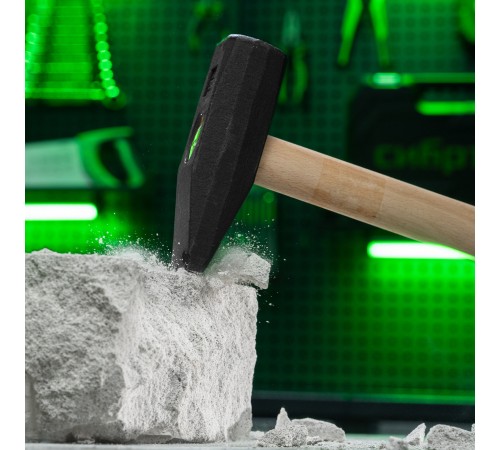 Молоток слесарный 1500 г, квадратный боек, деревянная рукоятка Сибртех