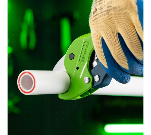 Ножницы для резки изделий из пластика, усиленные, полуавтомат, D до 35 мм Сибртех Ножницы для резки изделий из пластика, усиленные, полуавтомат, D до 35 мм Сибртех