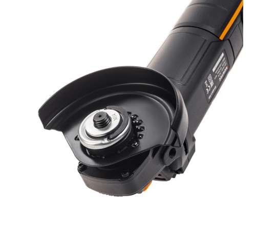 RUNTEC RT-ADC1700 Шлифмашина угловая RUNTEC 125 мм, 220В, 1700Вт