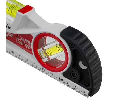 Уровень алюминиевый литой, фрезерованный, 3 глазка, две ударные площадки, 235 мм Matrix