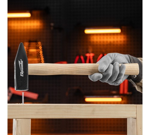 Молоток слесарный, 1000 г, квадратный боек, деревянная рукоятка Sparta