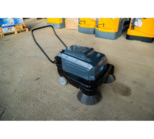 Машина подметальная TOR A100 с АКБ GEL 12/100 В/Ач Машина подметальная TOR A100 с АКБ GEL 12/100 В/Ач