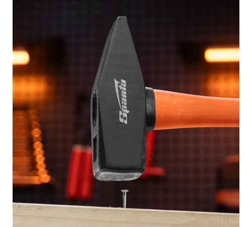 Молоток слесарный, 1500 г, фибергласовая обрезиненная рукоятка Sparta