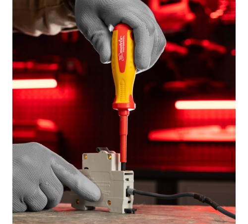 Отвертка Insulated, PH1 x 75 мм, CrMo, до 1000 В, двухкомпонентная рукоятка Matrix Professional