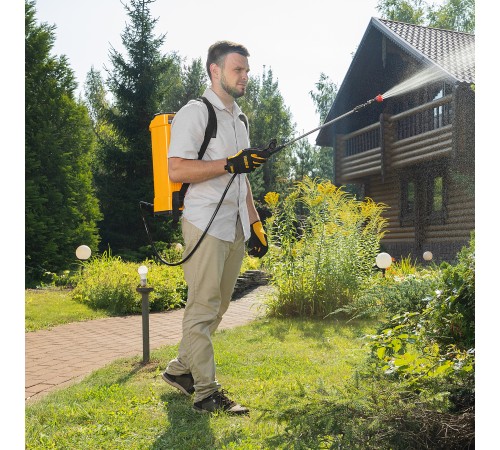 Опрыскиватель ранцевый аккумуляторный D-16LA, 16 л, щелочной акк., 12 В, 8 Ач// Denzel