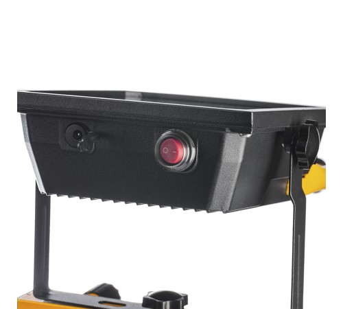 RUNTEC GL-WS30 Прожектор аккумуляторный светодиодный 30 Вт RUNTEC GL-WS30 Прожектор аккумуляторный светодиодный 30 Вт