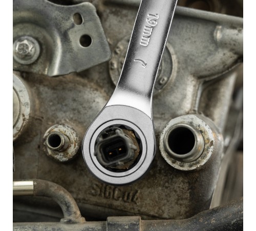 Набор ключей комбинированных трещоточных 6-19 мм, 8 шт., CrV, матовый хром Denzel