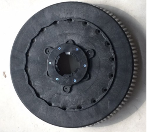 Щетка 433 мм для поломоечных машин COMFORT 70/86 Щетка 433 мм для поломоечных машин COMFORT 70/86