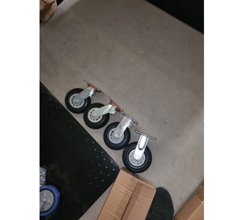 Тележка платформенная 950 кг TOR PH950 (1100х780) со складной ручкой (резиновые колеса 150 мм)