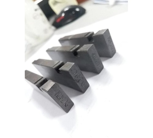 Плашки резьбонарезные M12  (Alloy) Плашки резьбонарезные M12  (Alloy)