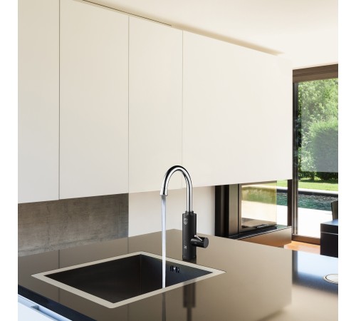 Водонагреватель проточный Royal Thermo QuickTap (Black)