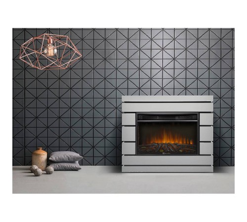 Каминокомплект: Очаг Electrolux 2720RLS N, портал Moderno 25 шпон белый дуб