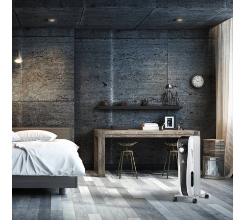 Радиатор масляный Electrolux Sport line EOH/M-5105N - 5 секций Радиатор масляный Electrolux Sport line EOH/M-5105N - 5 секций