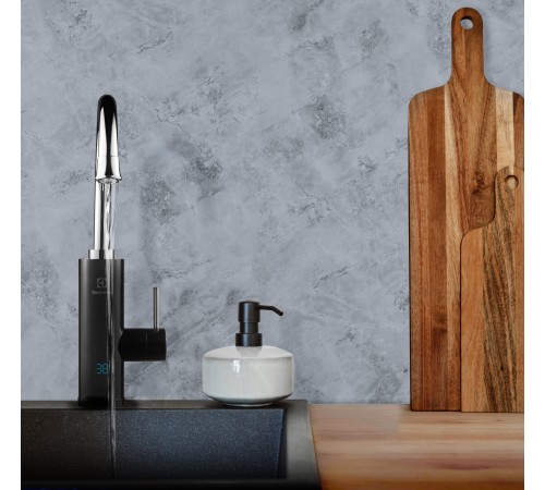 Водонагреватель проточный Electrolux Taptronic (Black)